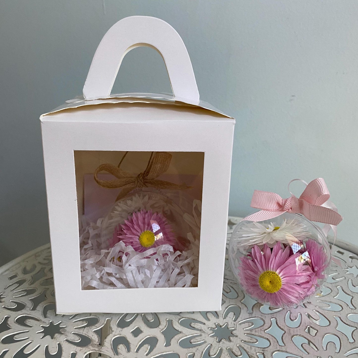 Everlasting Daisy Bauble - Small