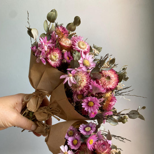 Everlasting Daisy Bouquet - Mini - Vintage Romance