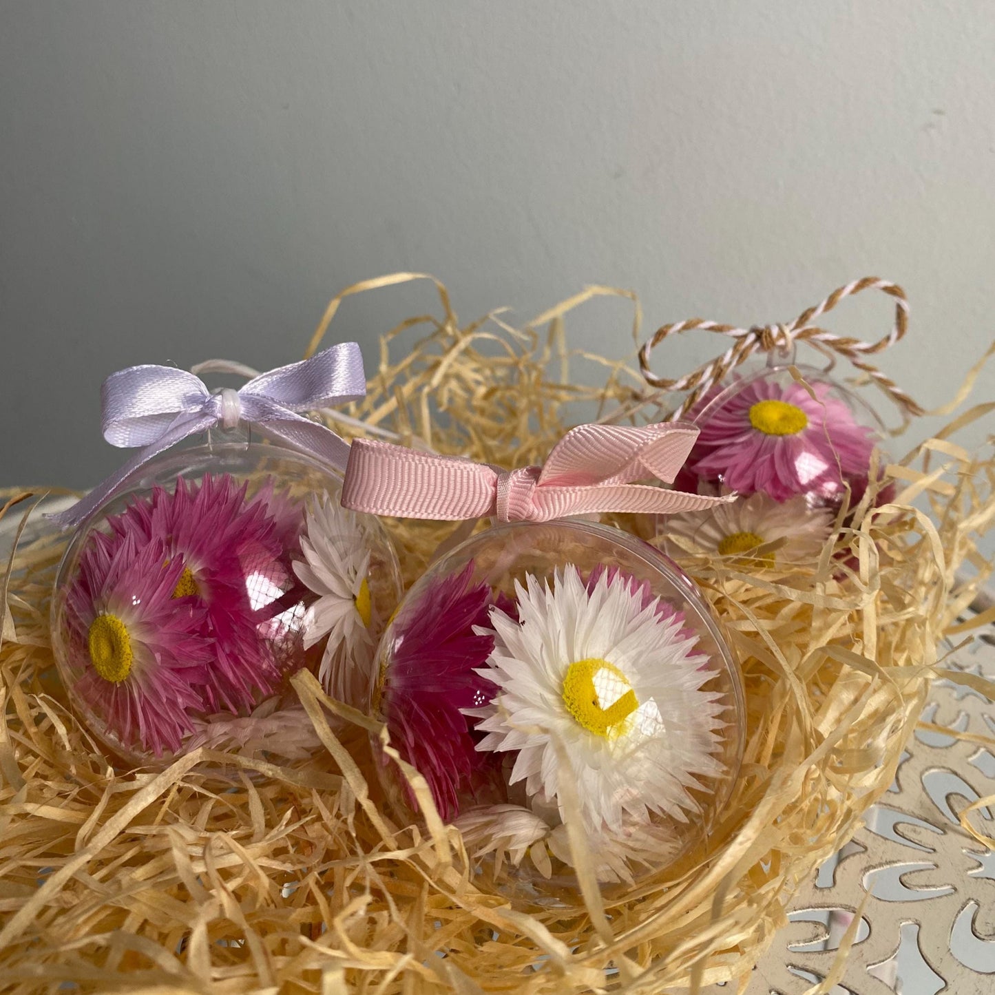 Everlasting Daisy Bauble - Small