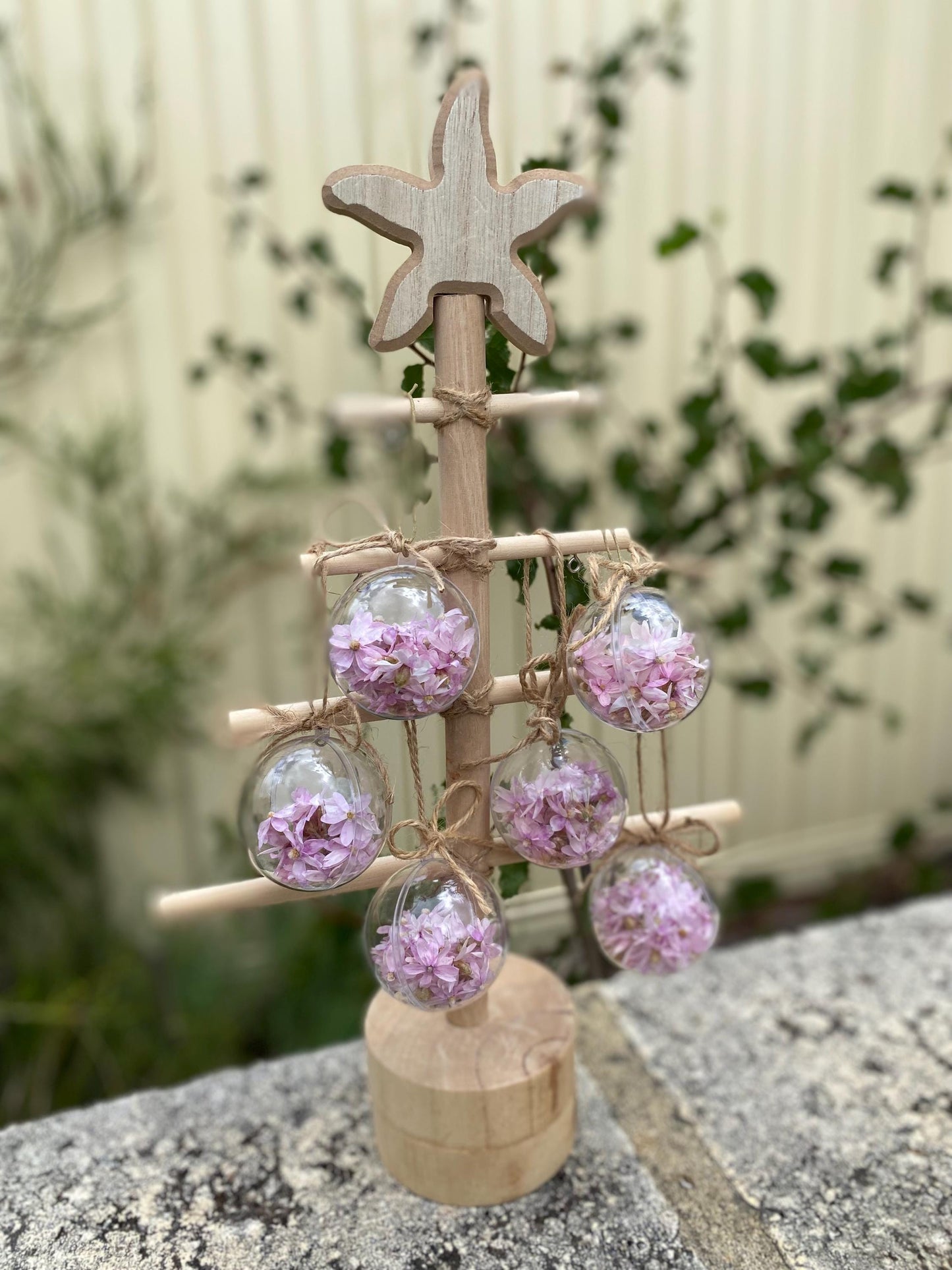 Pink Daisy Bauble - Small