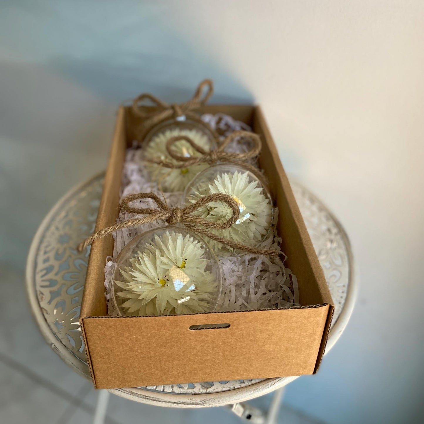 Splendid Everlasting Baubles - Medium