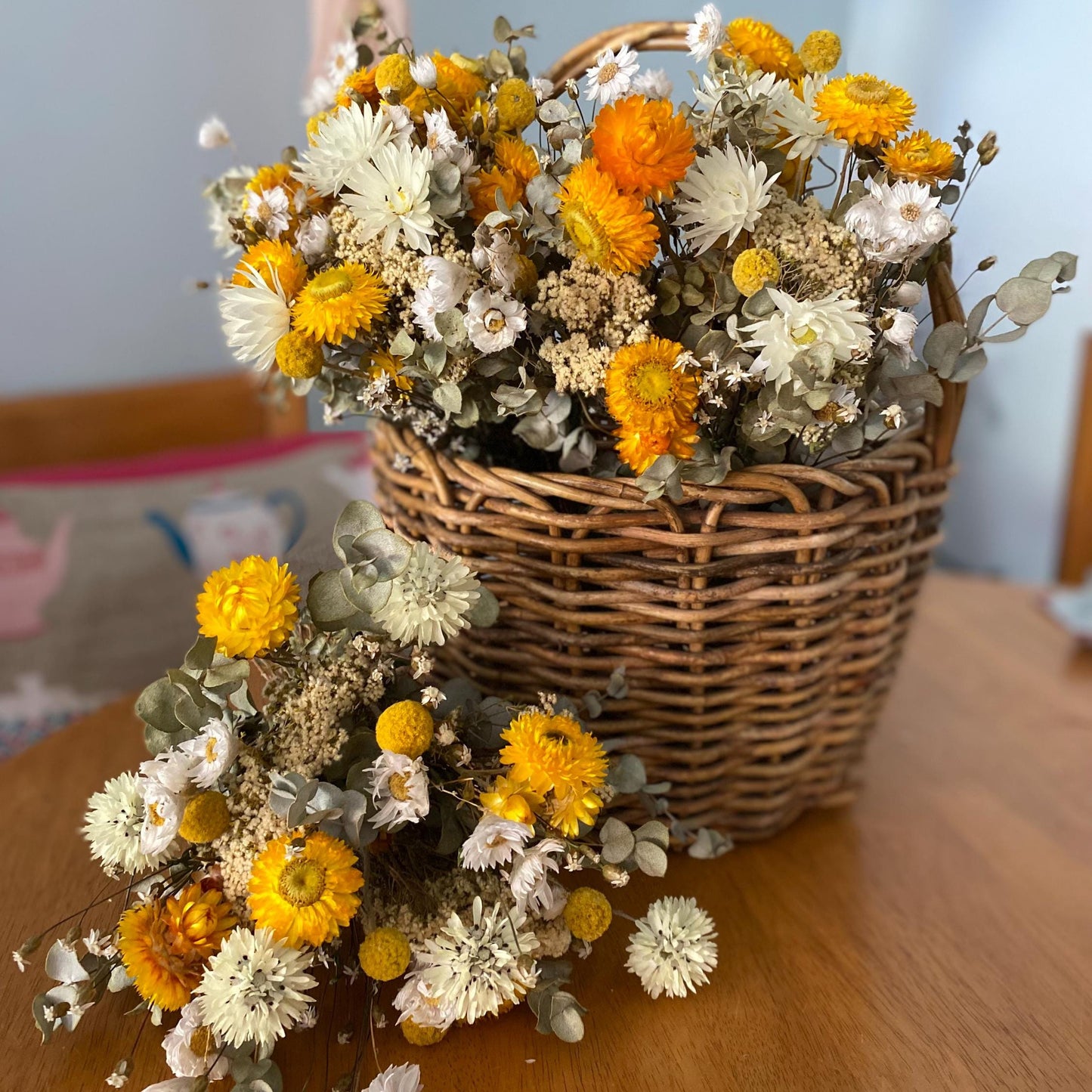 Everlasting Daisy Bouquet - Small