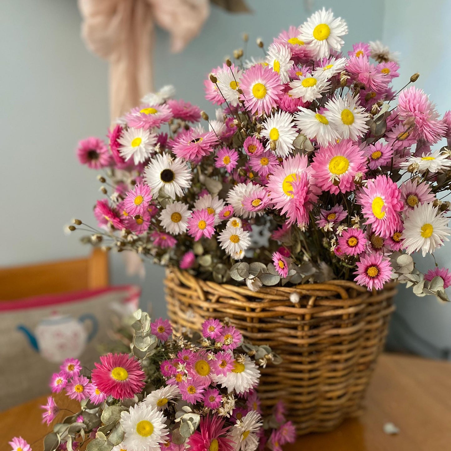 Everlasting Daisy Bouquet - Small