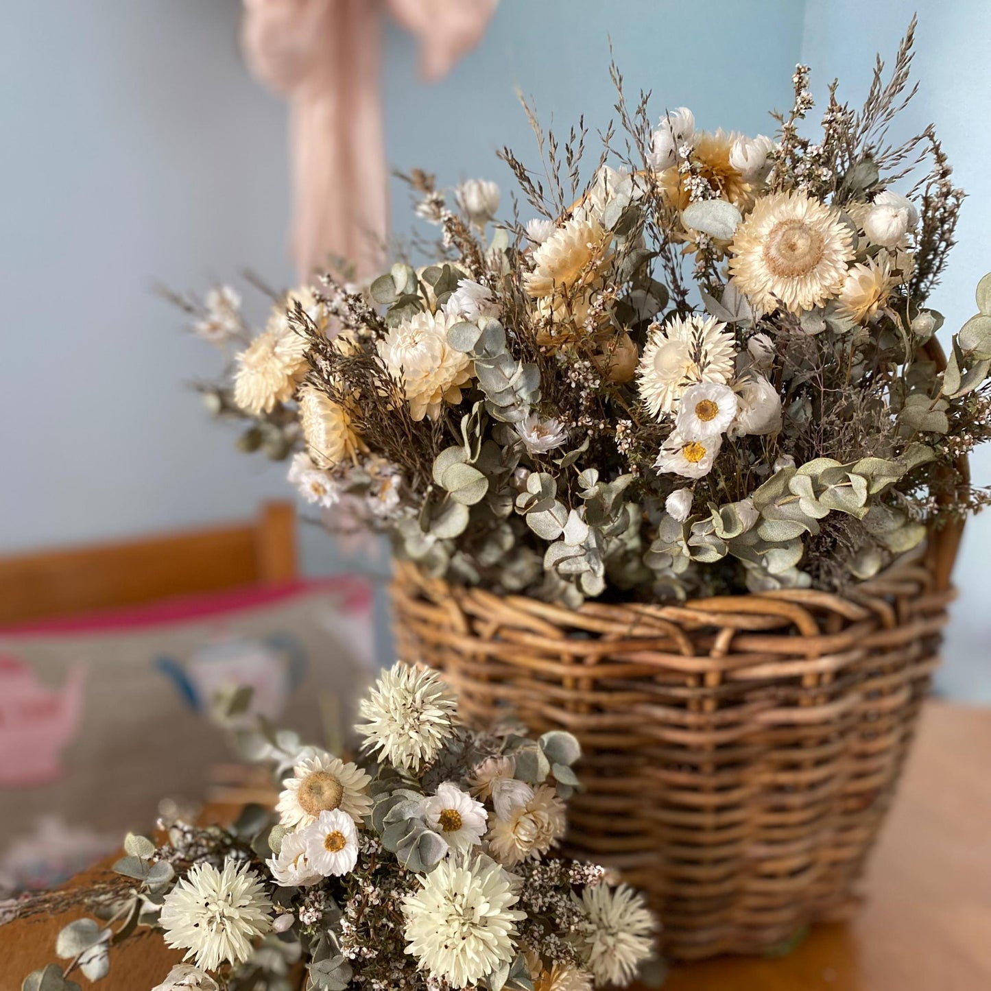 Everlasting Daisy Bouquet - Small