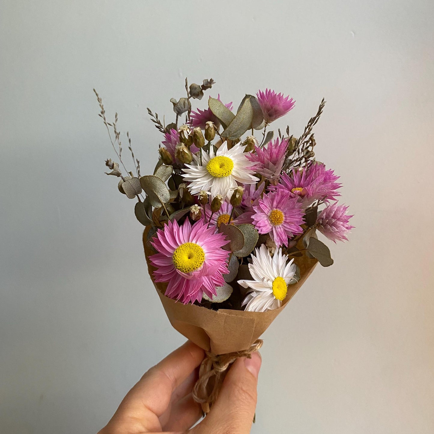 Everlasting Daisy Bouquet - Mini