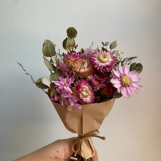 Everlasting Daisy Bouquet - Mini - Vintage Romance