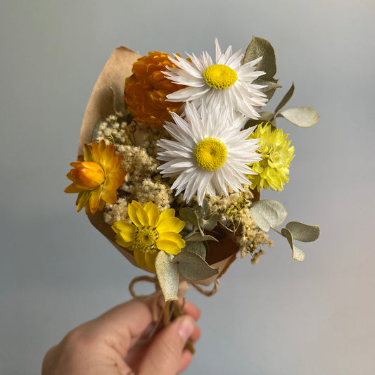 Everlasting Daisy Bouquet - Mini - Sunny & Joyful