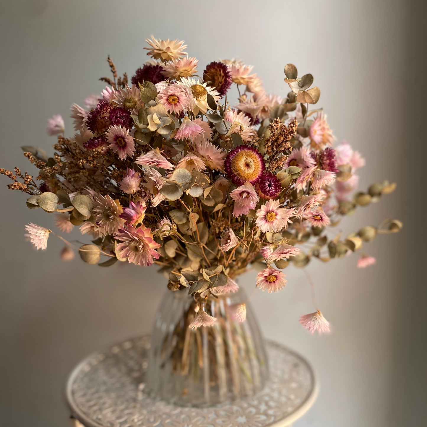 Everlasting Daisy Bouquet - Medium - Vintage Romance