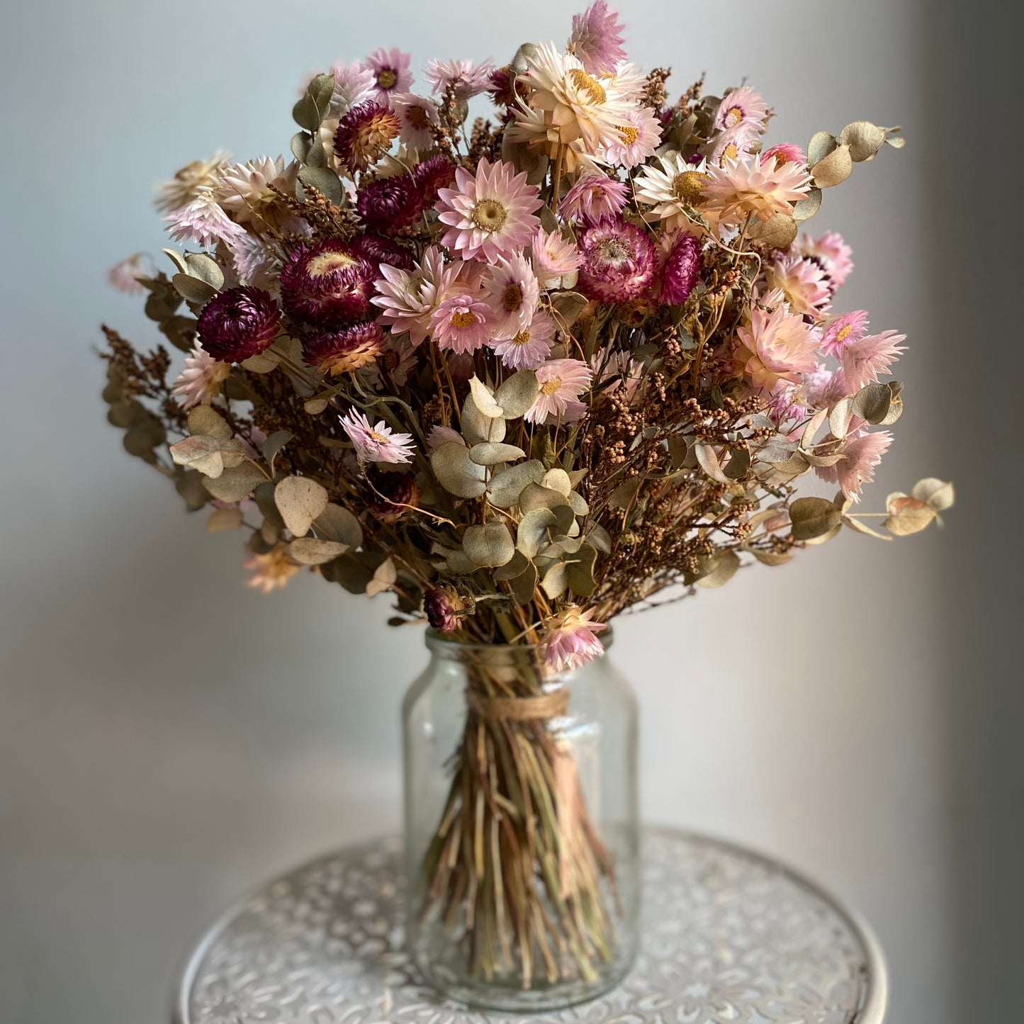 Everlasting Daisy Bouquet - Medium - Vintage Romance