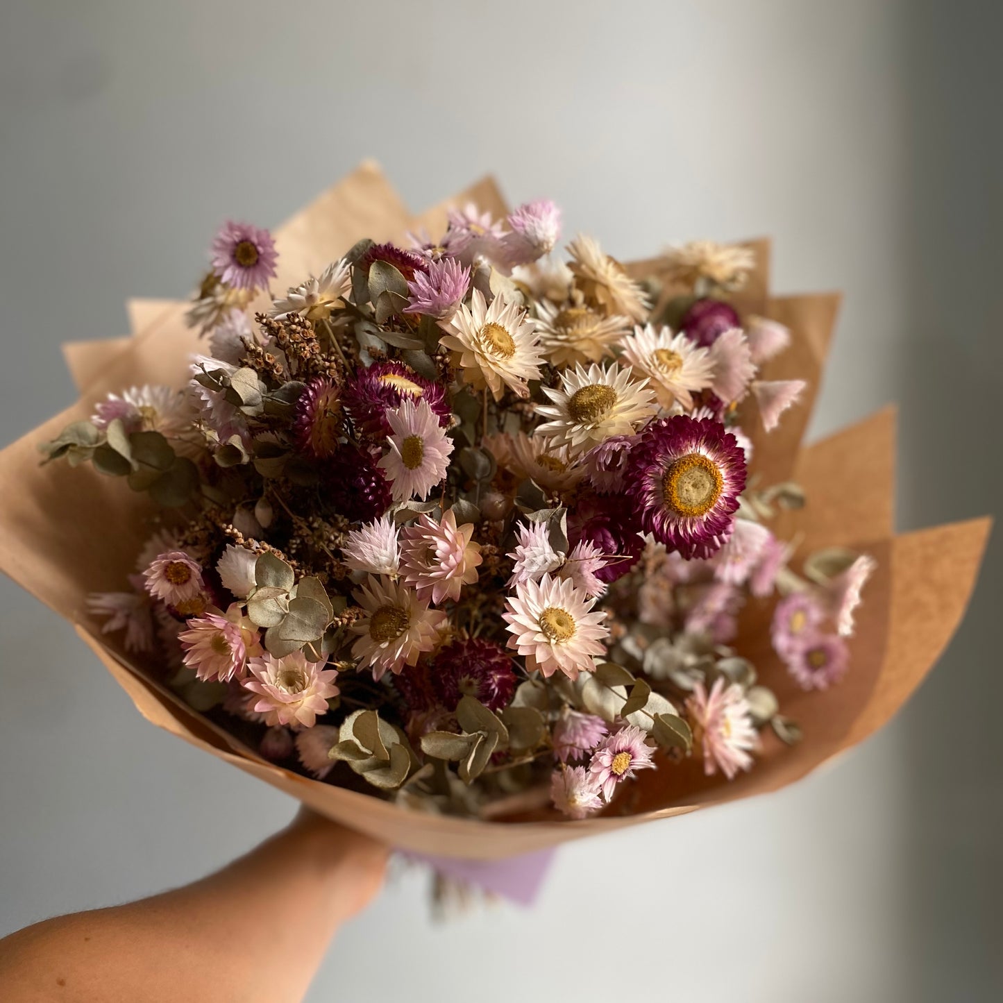 Everlasting Daisy Bouquet - Medium - Vintage Romance