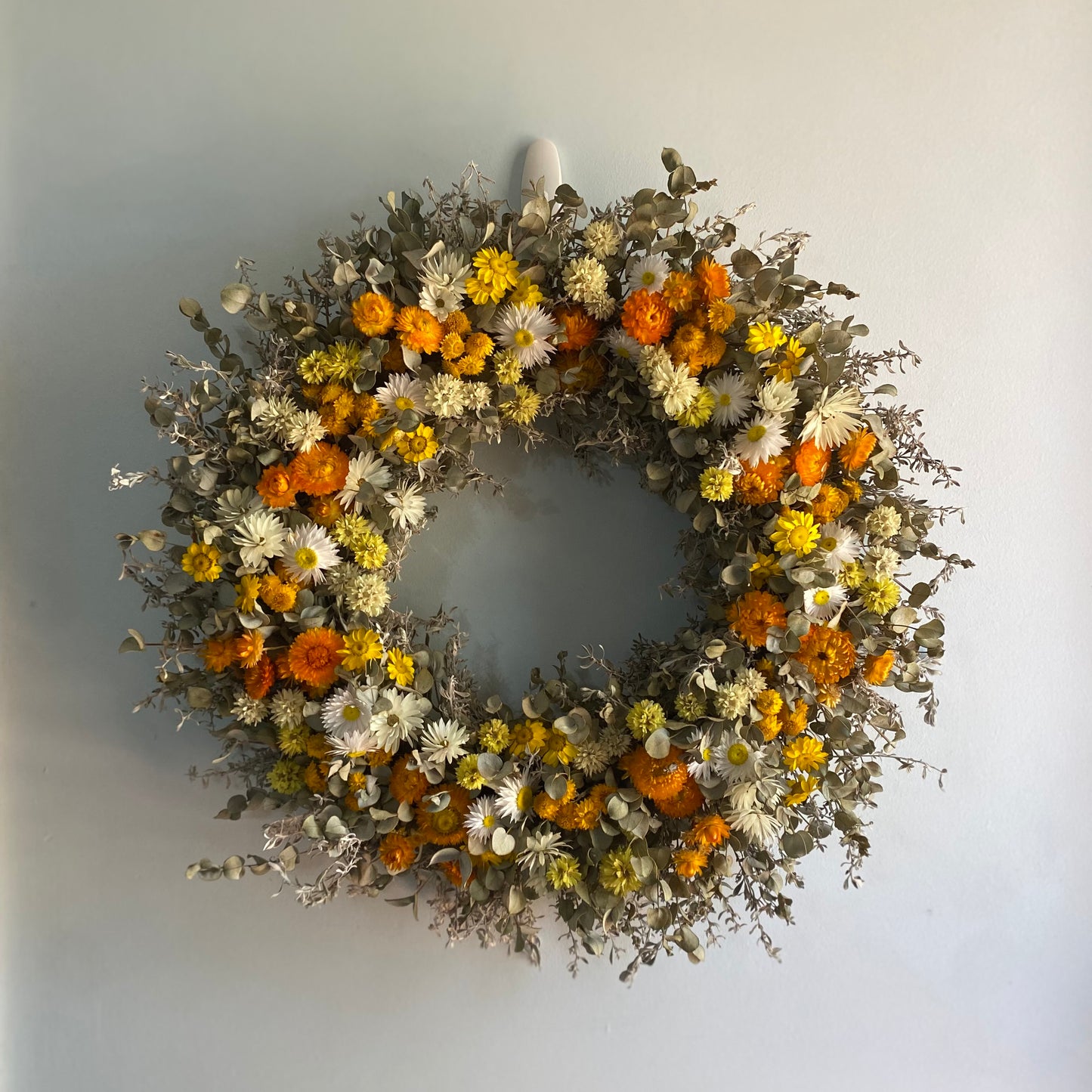 Everlasting Daisy Wreath - Dried Australian Wildflower Wreath - Large - Gold, Silver & White