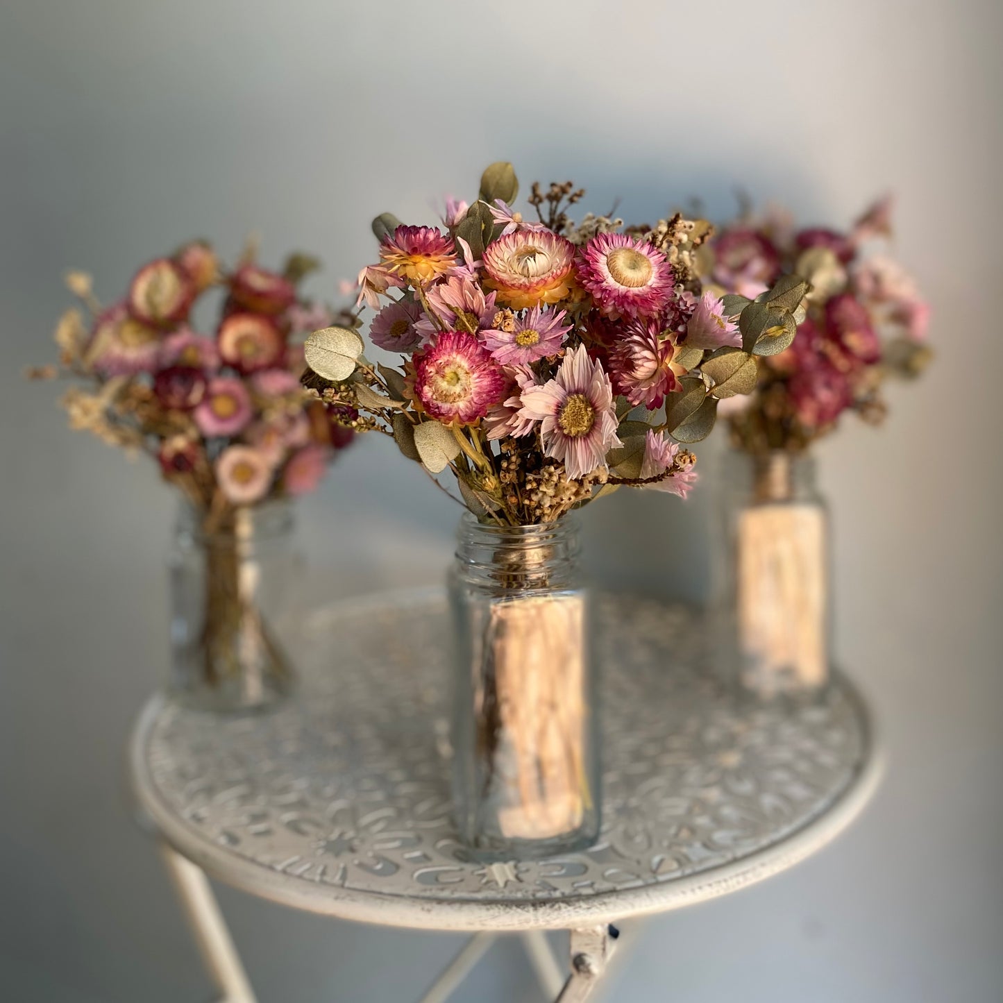 Everlasting Daisy Bouquet - Mini - Vintage Romance