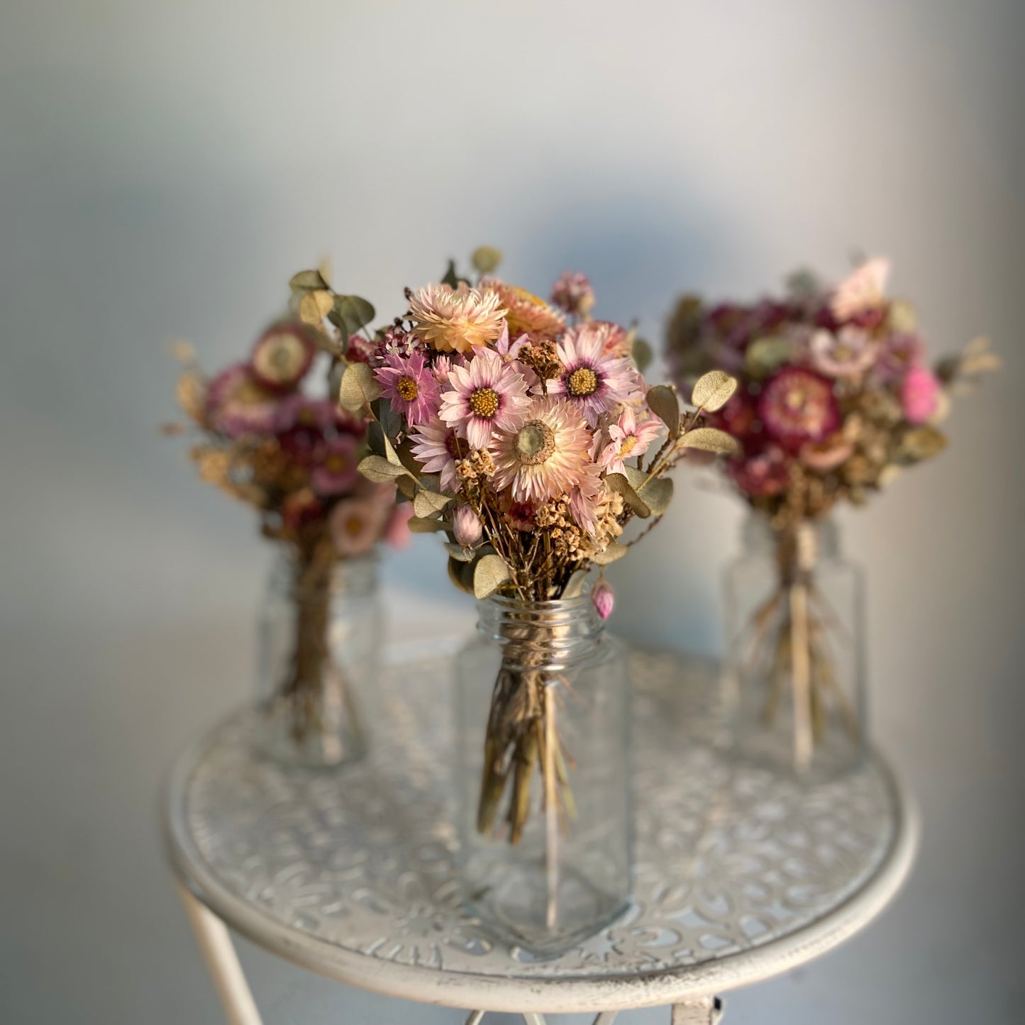 Everlasting Daisy Bouquet - Mini - Vintage Romance