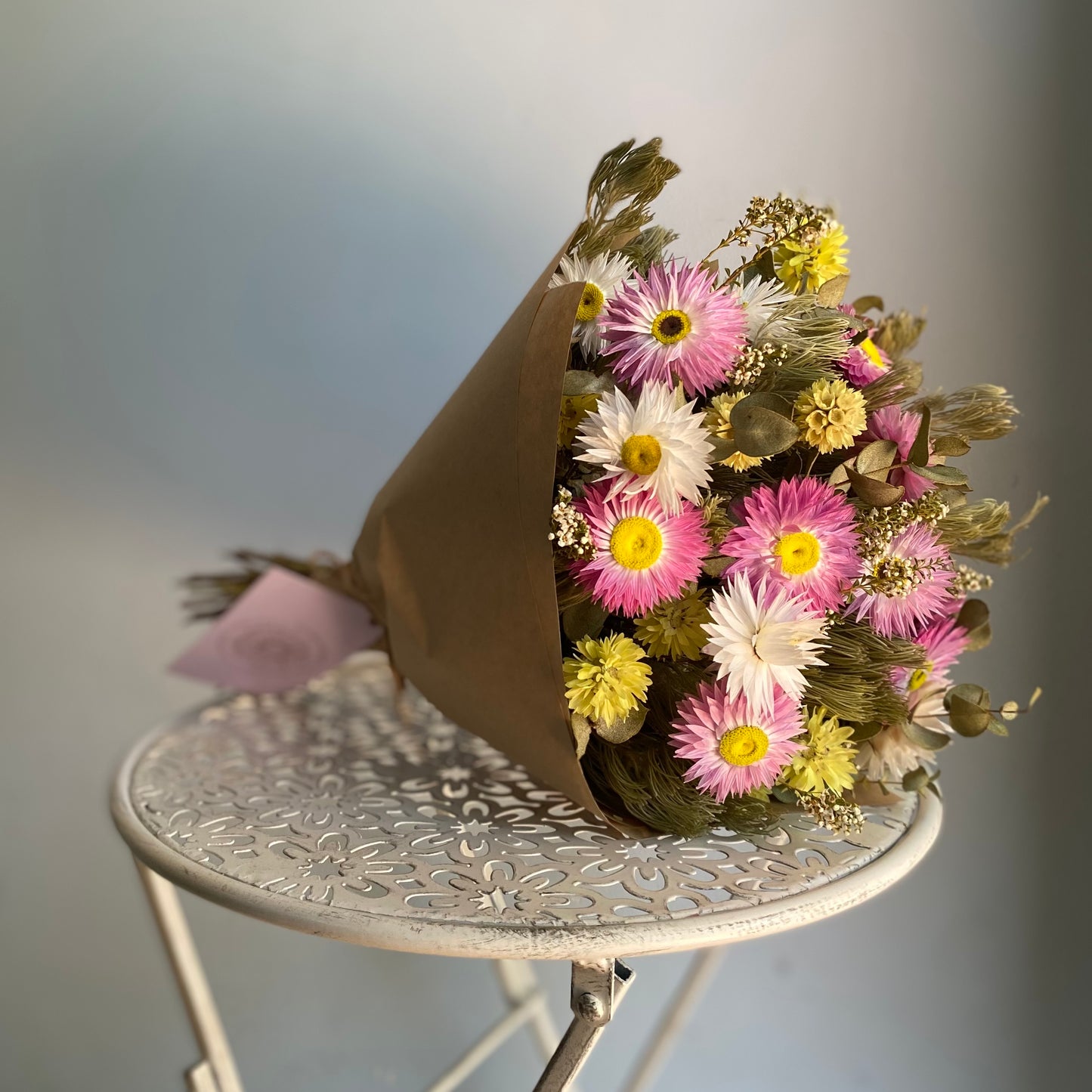 Everlasting Daisy Bouquet - Small - Vibrant and Colourful