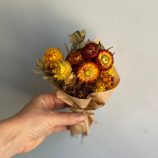 Everlasting Daisy Bouquet - Mini - Warm & Earthy