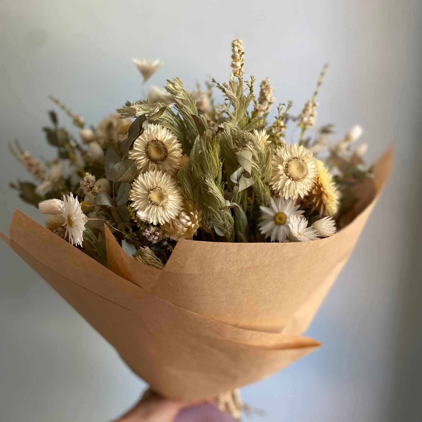Everlasting Daisy Bouquet - Medium - Soft Neutrals