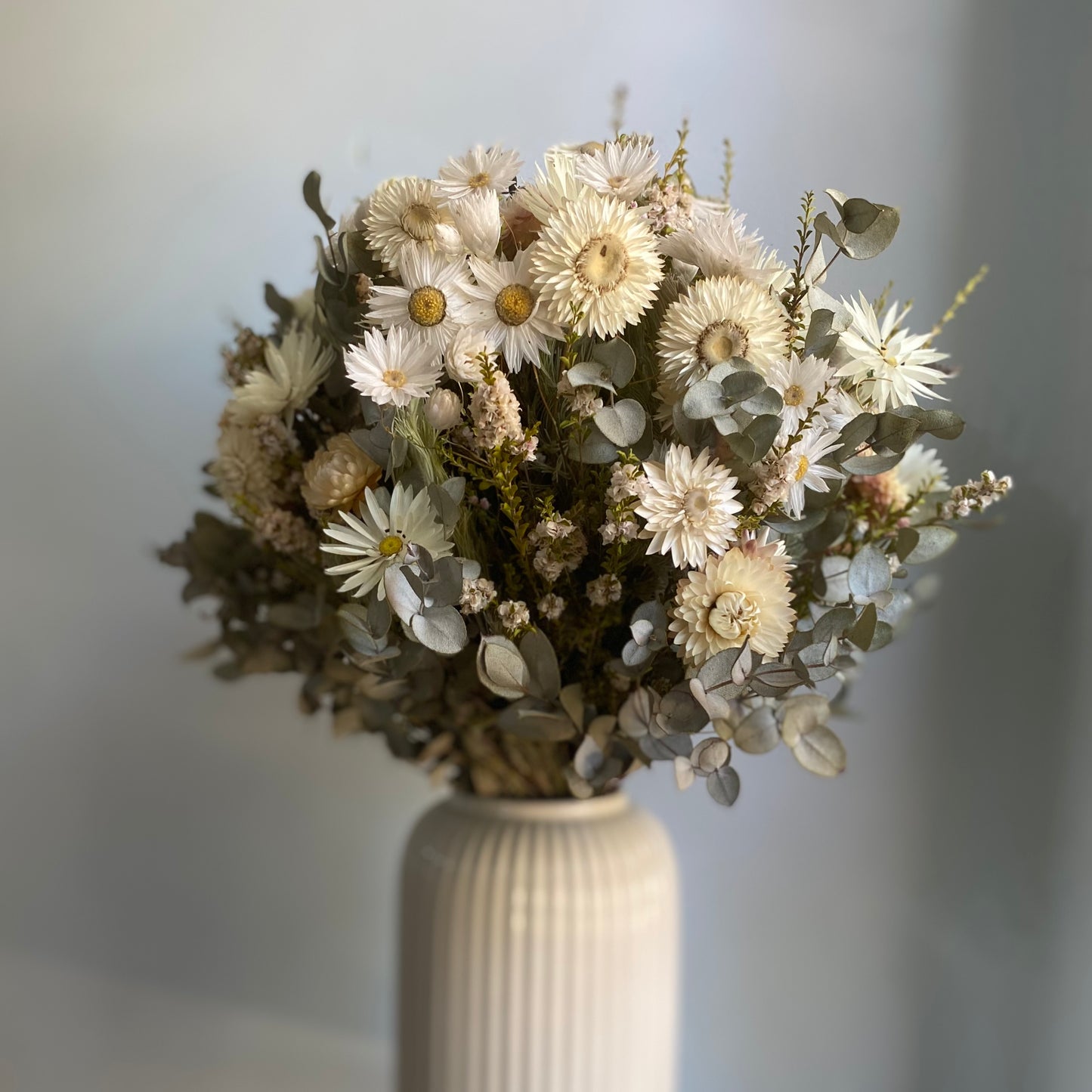 Everlasting Daisy Bouquet - Medium - Soft Neutrals