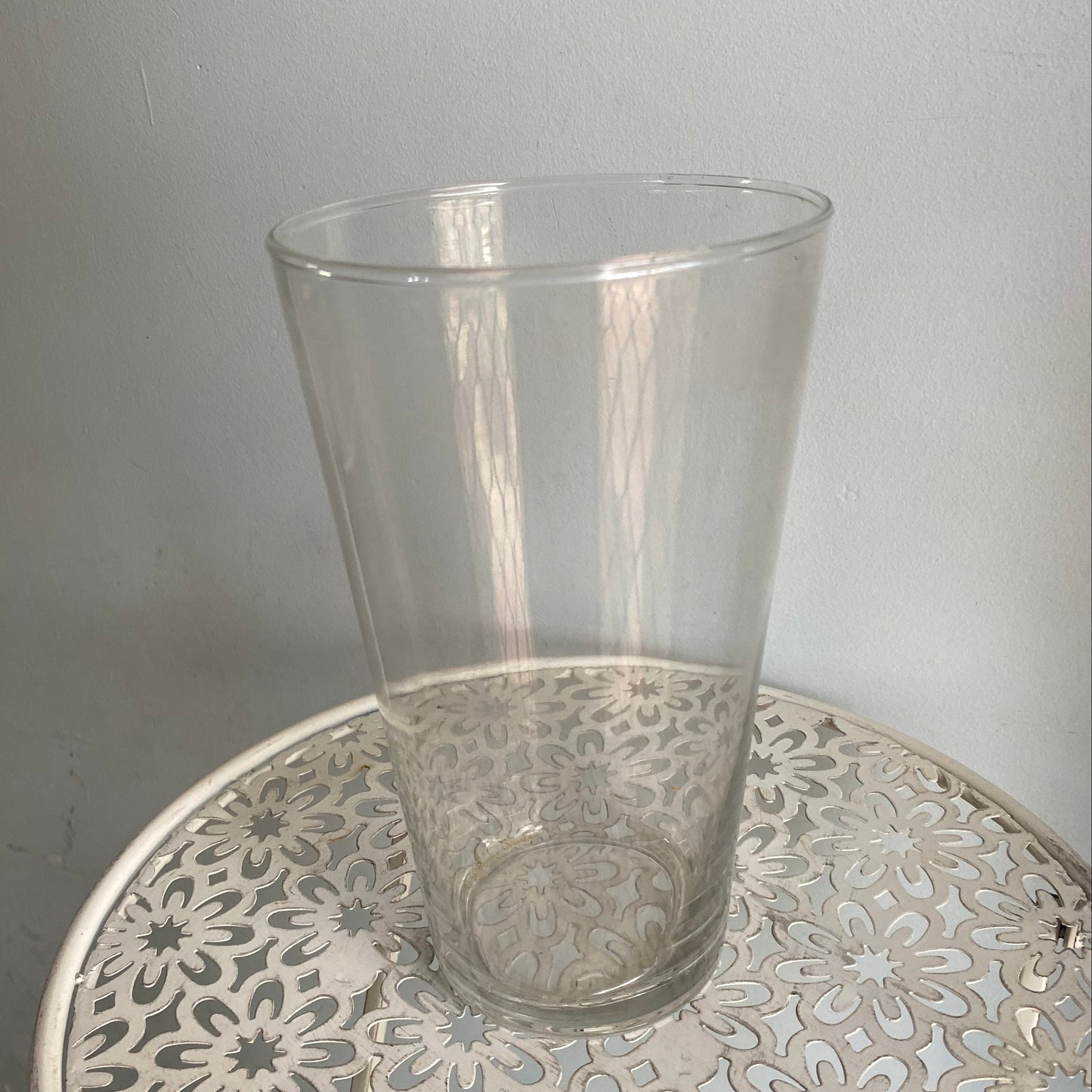 V-shaped Clear Glass Vase