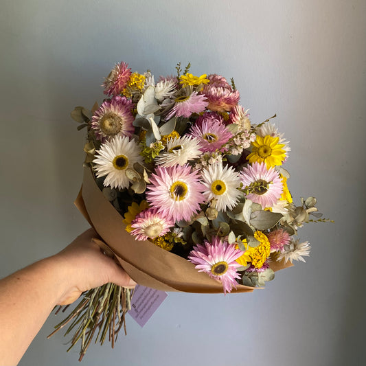 Everlasting Daisy Bouquet - Small - Vibrant and Colourful